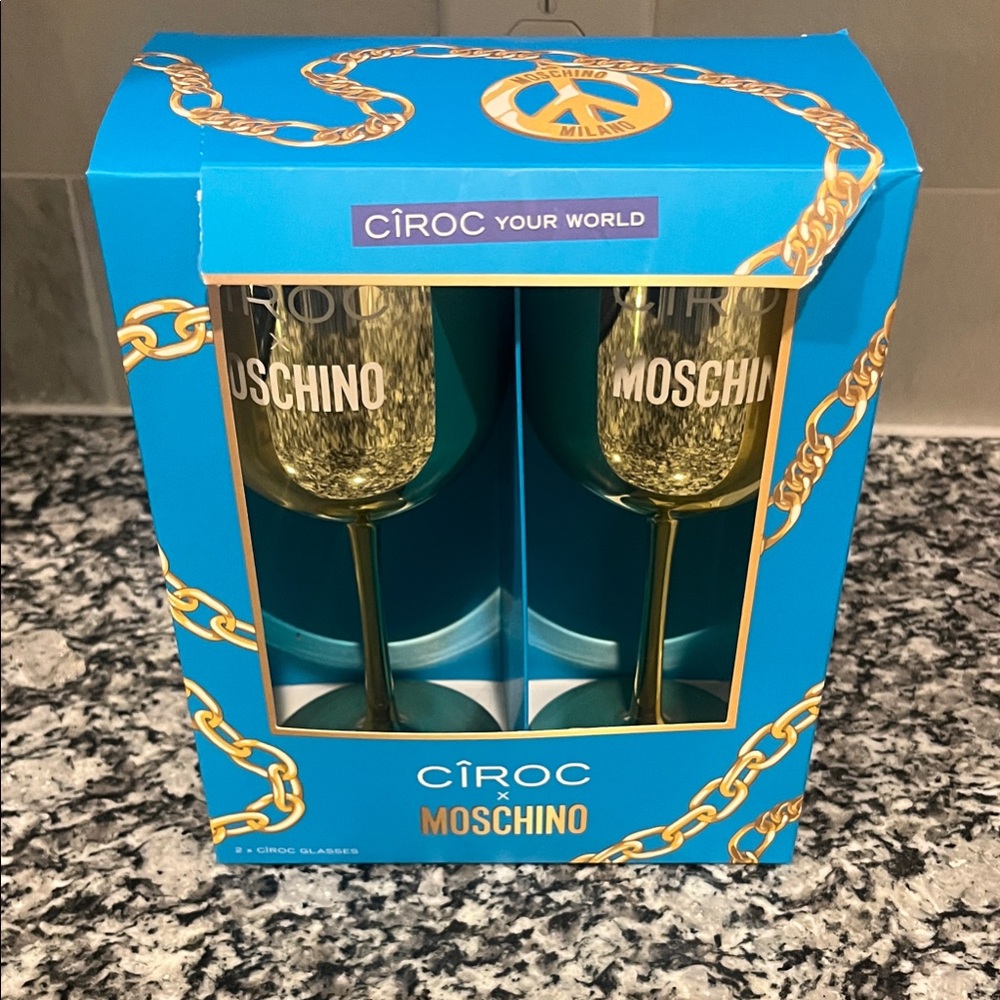 NIB Moschino x Ciroc Gold 2 Glasses